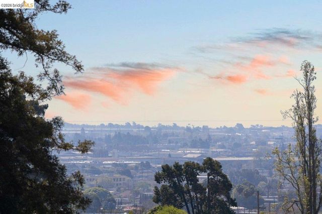 3118 Monticello Ave, Oakland, CA 94619