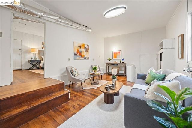 3118 Monticello Ave, Oakland, CA 94619