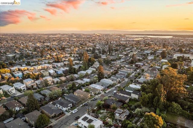 3118 Monticello Ave, Oakland, CA 94619