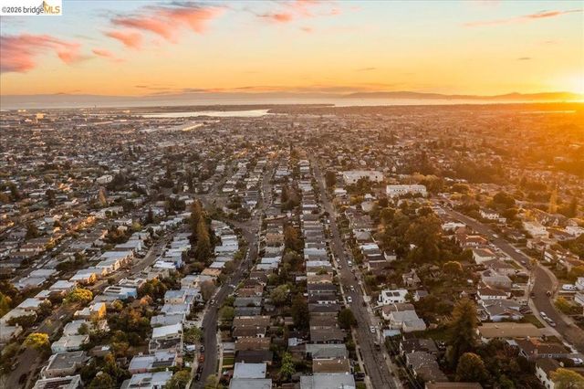 3118 Monticello Ave, Oakland, CA 94619