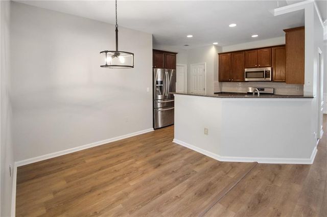 258 Brookcliff Drive, Sugar Hill, GA 30518