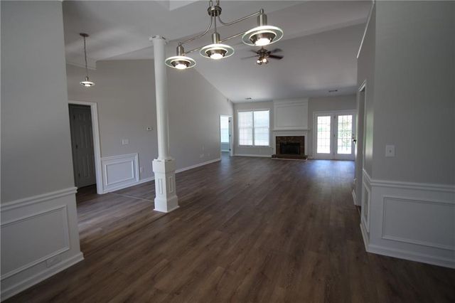 258 Brookcliff Drive, Sugar Hill, GA 30518