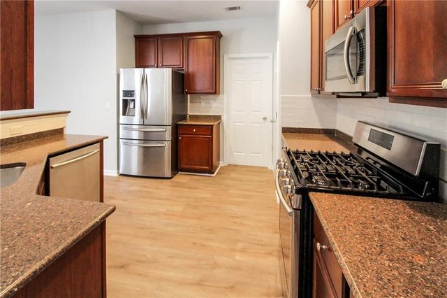 258 Brookcliff Drive, Sugar Hill, GA 30518