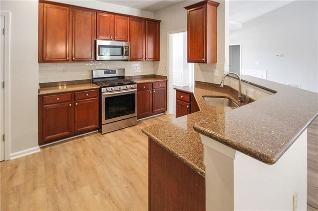 258 Brookcliff Drive, Sugar Hill, GA 30518