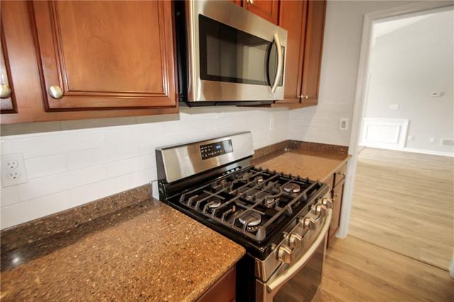 258 Brookcliff Drive, Sugar Hill, GA 30518