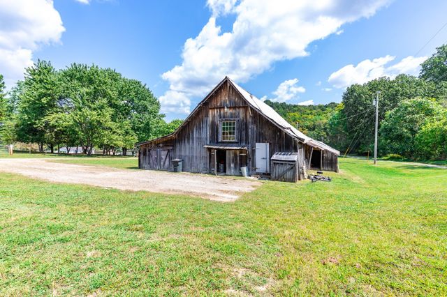 4238 Pulaski Hwy, Culleoka, TN 38451