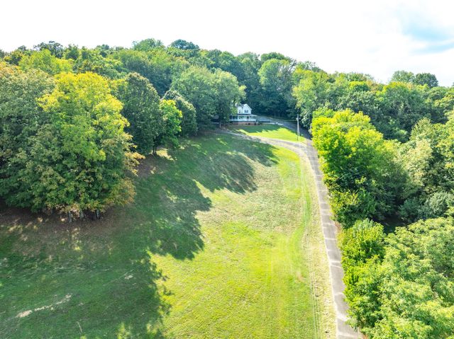 4238 Pulaski Hwy, Culleoka, TN 38451