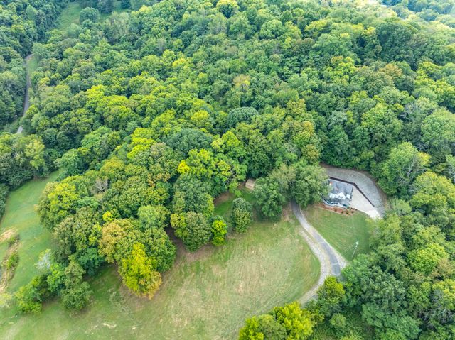 4238 Pulaski Hwy, Culleoka, TN 38451