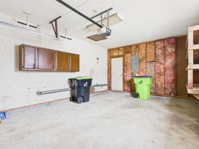 2090 Chief Turtle Court, Huntington, IN 46750