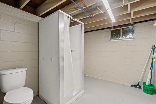 700 E 9th Street, Hobart, IN 46342