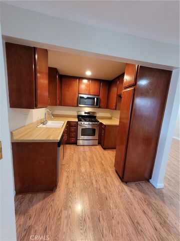 4110 ELM AVE 201, Long Beach, CA 90807