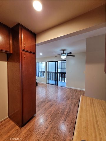 4110 ELM AVE 201, Long Beach, CA 90807