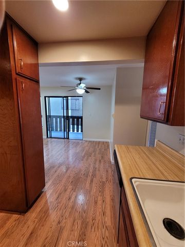 4110 ELM AVE 201, Long Beach, CA 90807