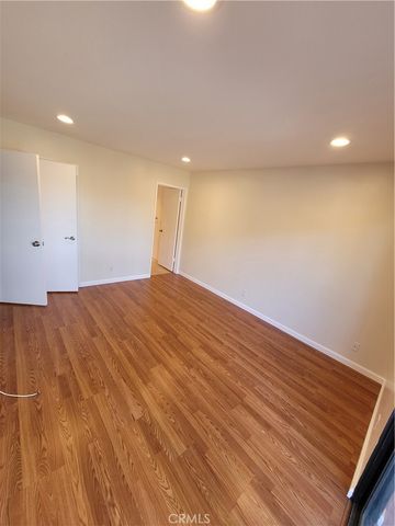 4110 ELM AVE 201, Long Beach, CA 90807