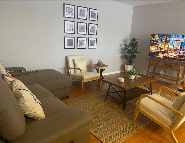 3050 NE 5th Ter 10, Wilton Manors, FL 33334