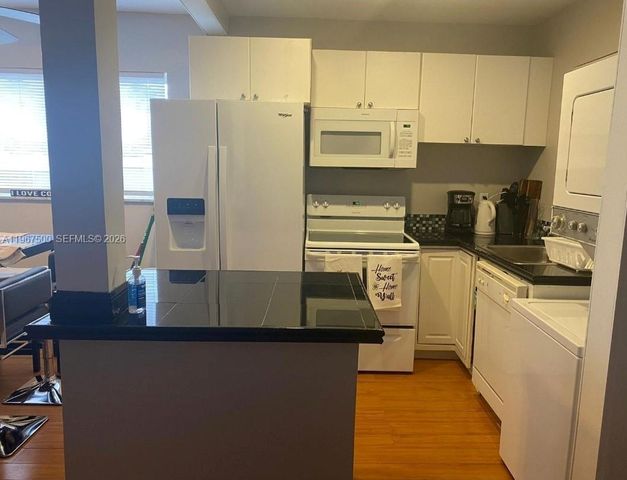 3050 NE 5th Ter 10, Wilton Manors, FL 33334