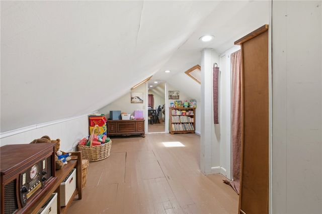 55 Edison Street, Warwick, RI 02889
