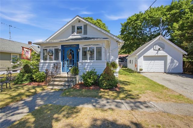 55 Edison Street, Warwick, RI 02889