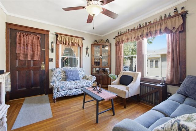 55 Edison Street, Warwick, RI 02889