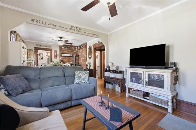 55 Edison Street, Warwick, RI 02889