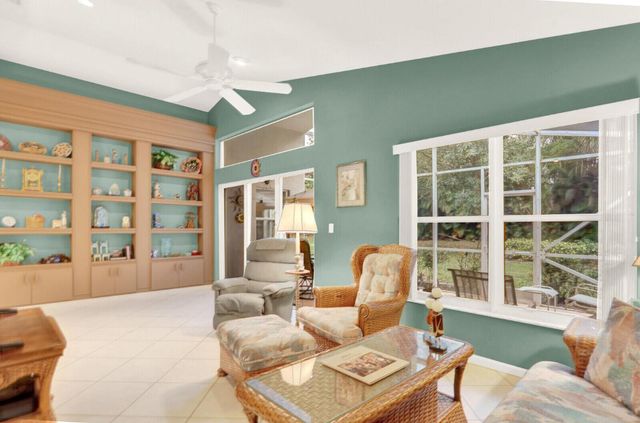 6414 Pebble Creek Way, Boynton Beach, FL 33437