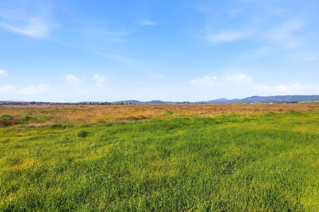 2060 2060 Broadmoor St, Livermore, CA 94551