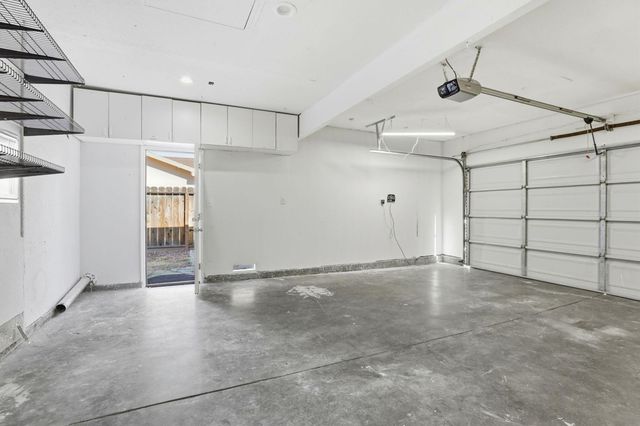 2060 2060 Broadmoor St, Livermore, CA 94551