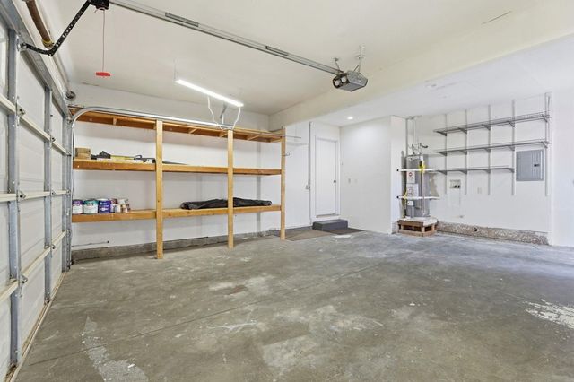 2060 2060 Broadmoor St, Livermore, CA 94551