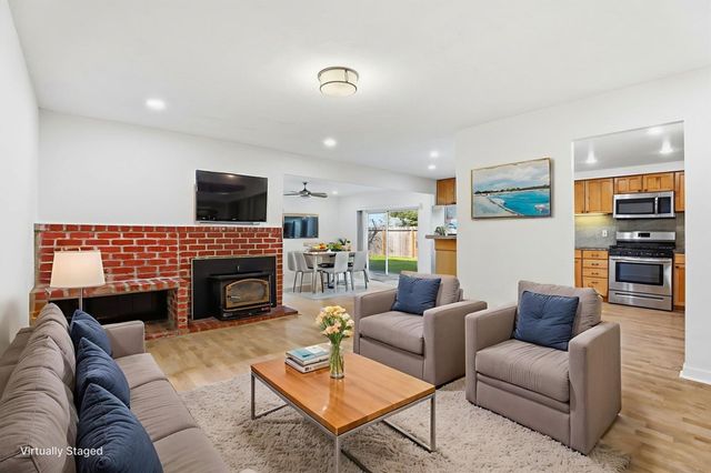 2060 2060 Broadmoor St, Livermore, CA 94551