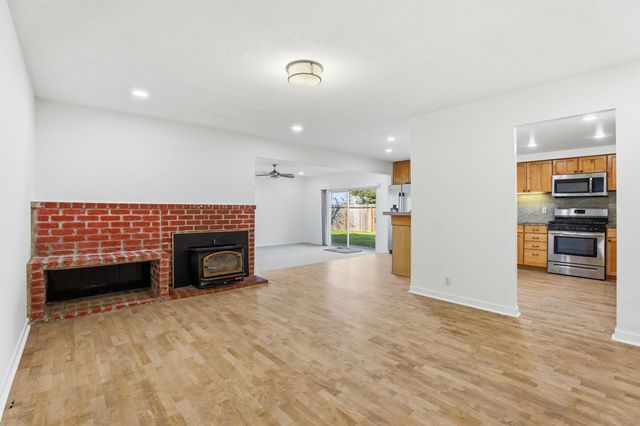 2060 2060 Broadmoor St, Livermore, CA 94551