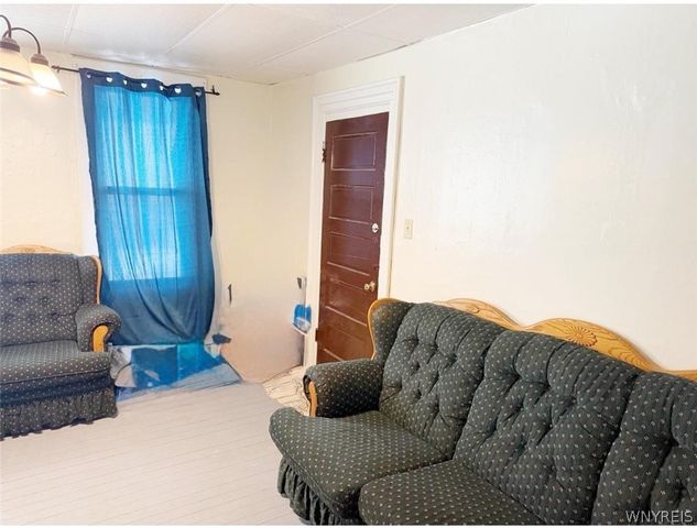 554 Perry Street, Buffalo, NY 14210