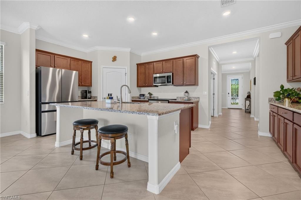 2178 Clementine ST, NAPLES, FL 34120 — photo 4