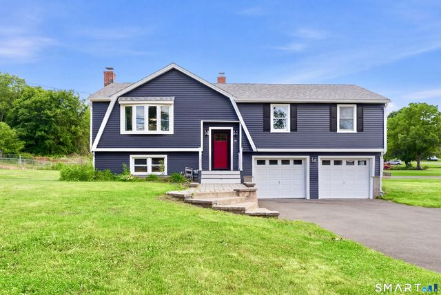 66 Roarke Road, North Haven, CT 06473