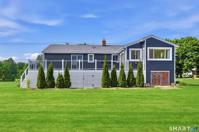 66 Roarke Road, North Haven, CT 06473