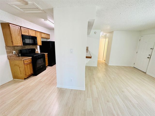 1314 Southport DR B, Austin, TX 78704