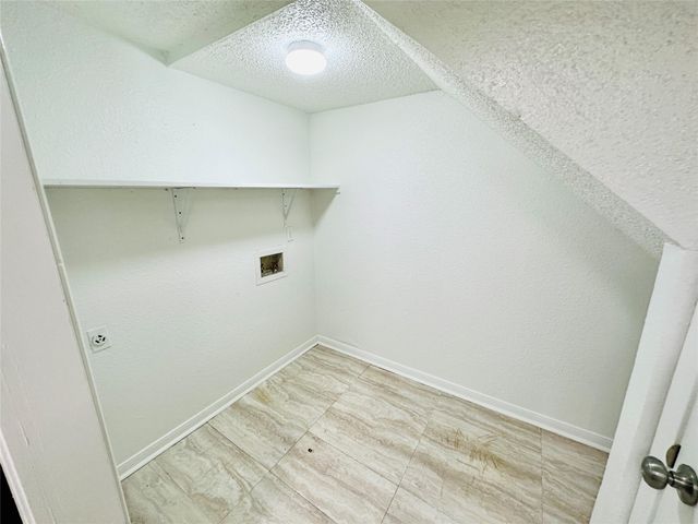 1314 Southport DR B, Austin, TX 78704