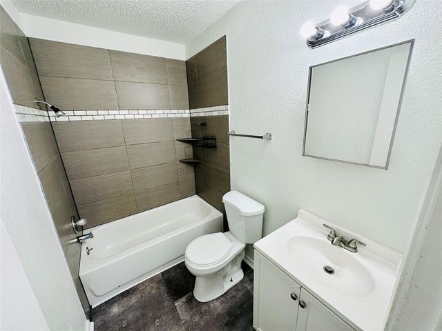 1314 Southport DR B, Austin, TX 78704