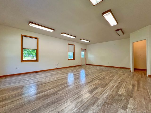 41 West High Street, East Hampton, CT 06424