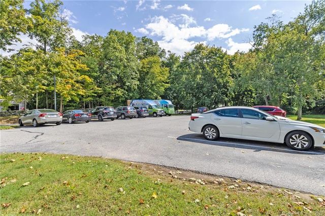 41 West High Street, East Hampton, CT 06424