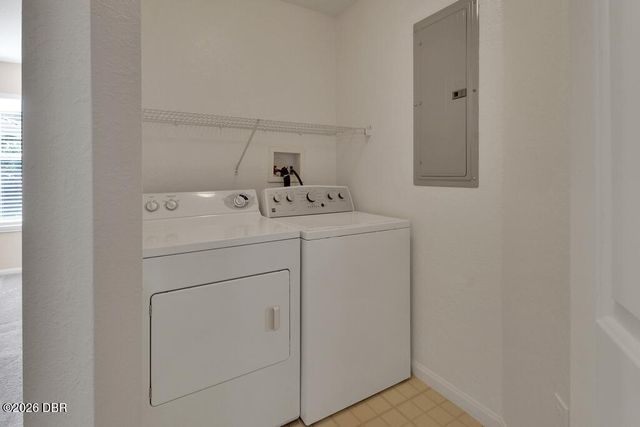 940 Village Trl Unit 4-207, Port Orange, FL 32127