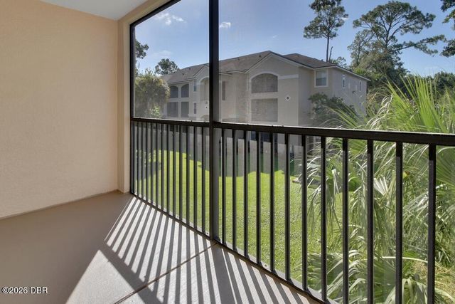 940 Village Trl Unit 4-207, Port Orange, FL 32127