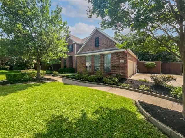925 Siena Drive, Southlake, TX 76092