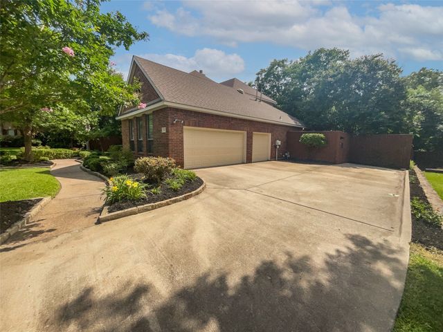 925 Siena Drive, Southlake, TX 76092