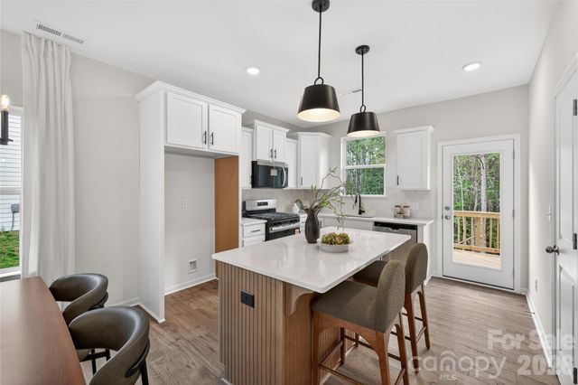 10345 Lakeshore Drive 84, Lancaster, SC 29720