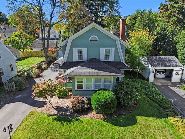 285 Thomas Avenue, Irondequoit, NY 14617