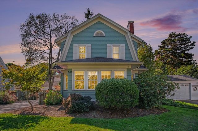 285 Thomas Avenue, Irondequoit, NY 14617