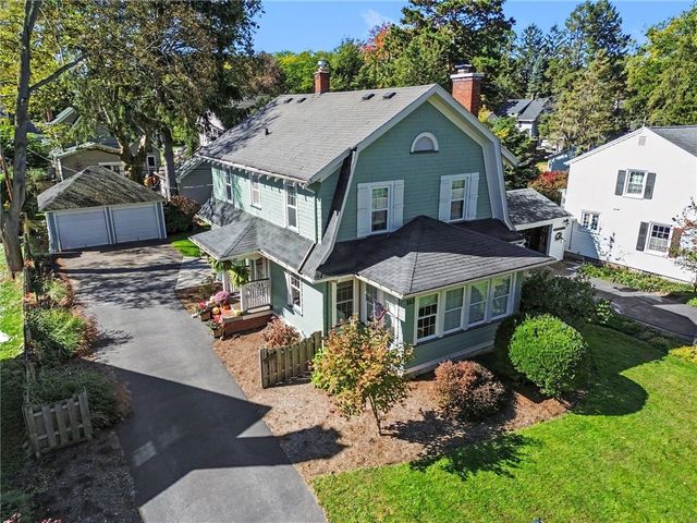 285 Thomas Avenue, Irondequoit, NY 14617