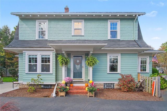 285 Thomas Avenue, Irondequoit, NY 14617