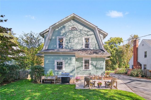 285 Thomas Avenue, Irondequoit, NY 14617