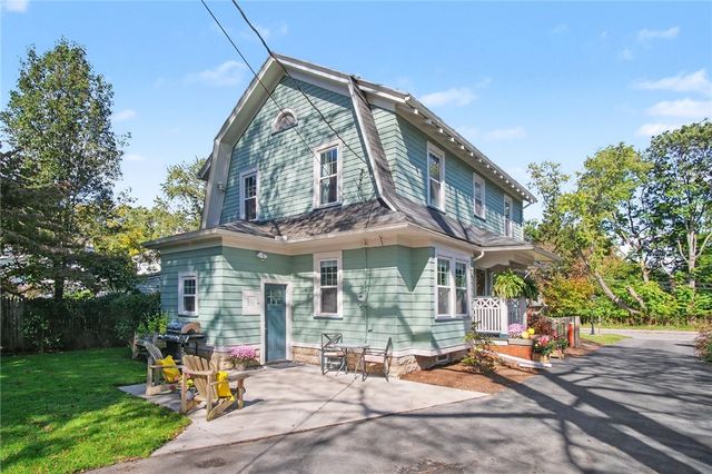 285 Thomas Avenue, Irondequoit, NY 14617